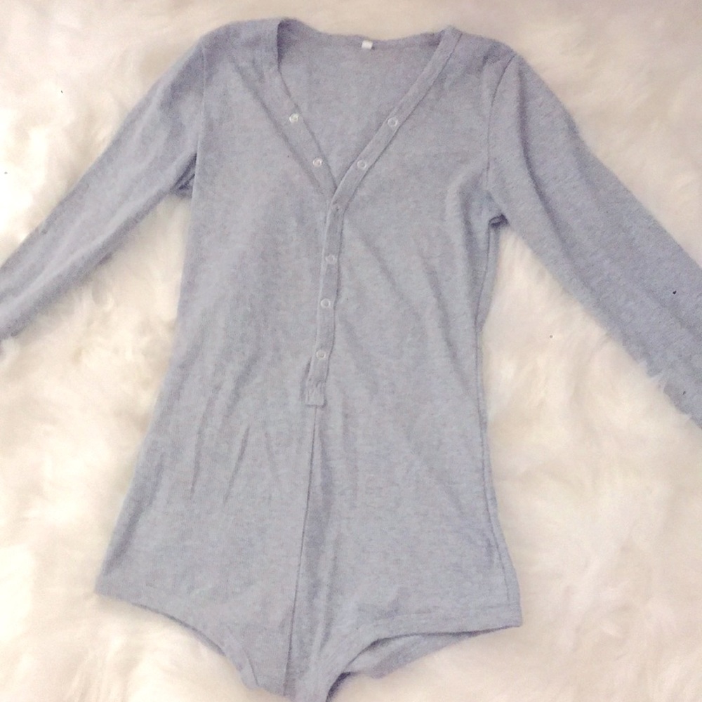 Roselux Women's Deep V Neck Shorts Long Sleeve